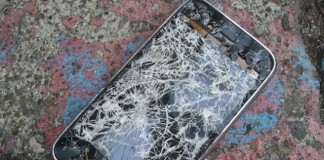 A Quarter Of People With iPhones Have Broken Screens