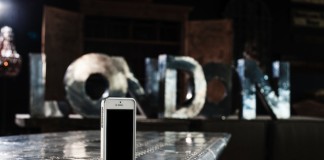 Keep Your iPhone Sleek And Protected With The AL13 Case