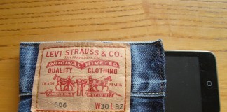 Turn Your Old Jeans Into An iPhone Sleeve With This Simple Hack