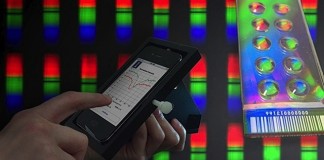 Researchers Create iPhone Biosensor Cradle