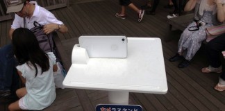 Tourists Spots In Japan Now Have Camera Stands For iPhones So You Can Snap That Perfect Photo