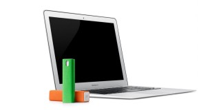 The Mist Gets The Grime Off Your MacBook and iOS Displays