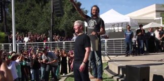 Tim Cook, Phil Schiller Take ‘Ice Bucket Challenge’ For ALS Awareness